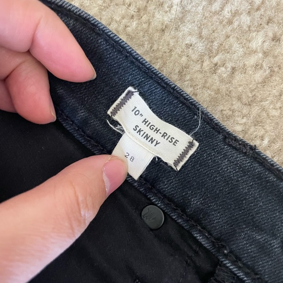 MADEWELL 10” high rise black skinny jean - Picture 6 of 9